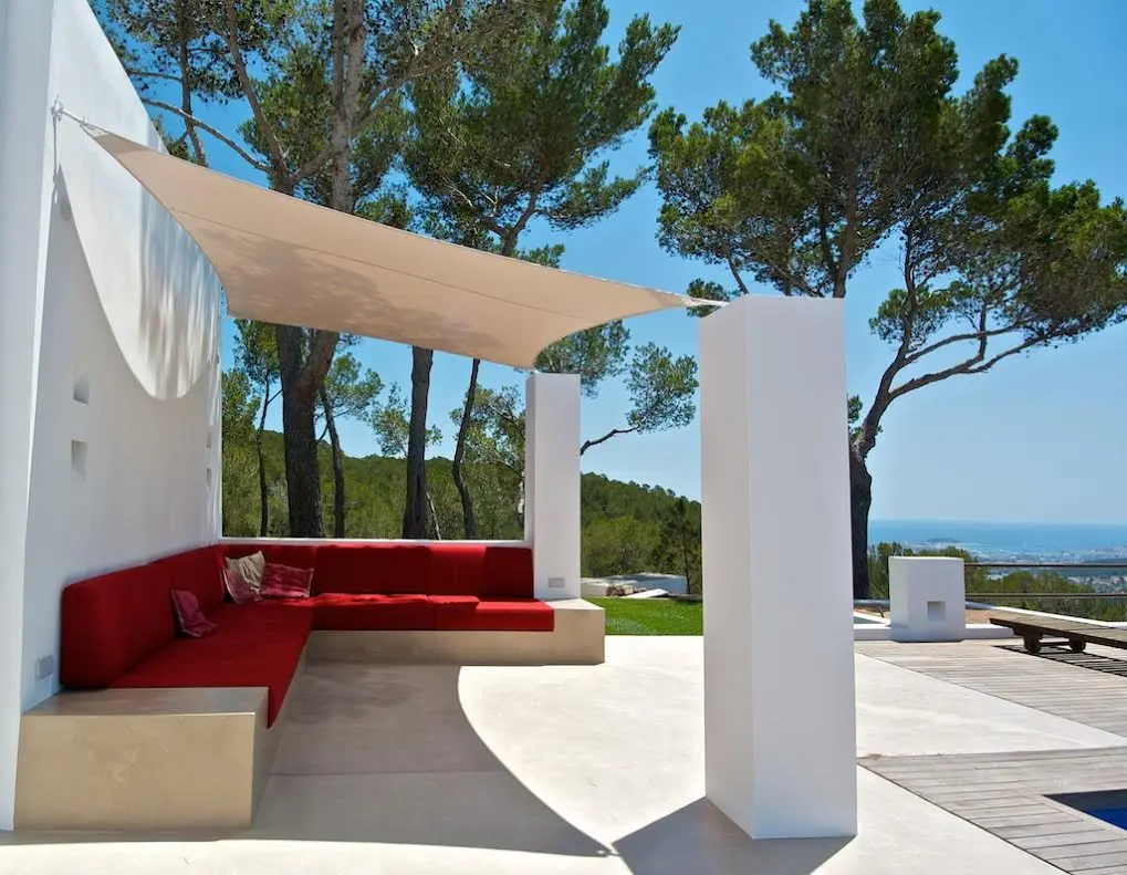 sail and cushions (1)